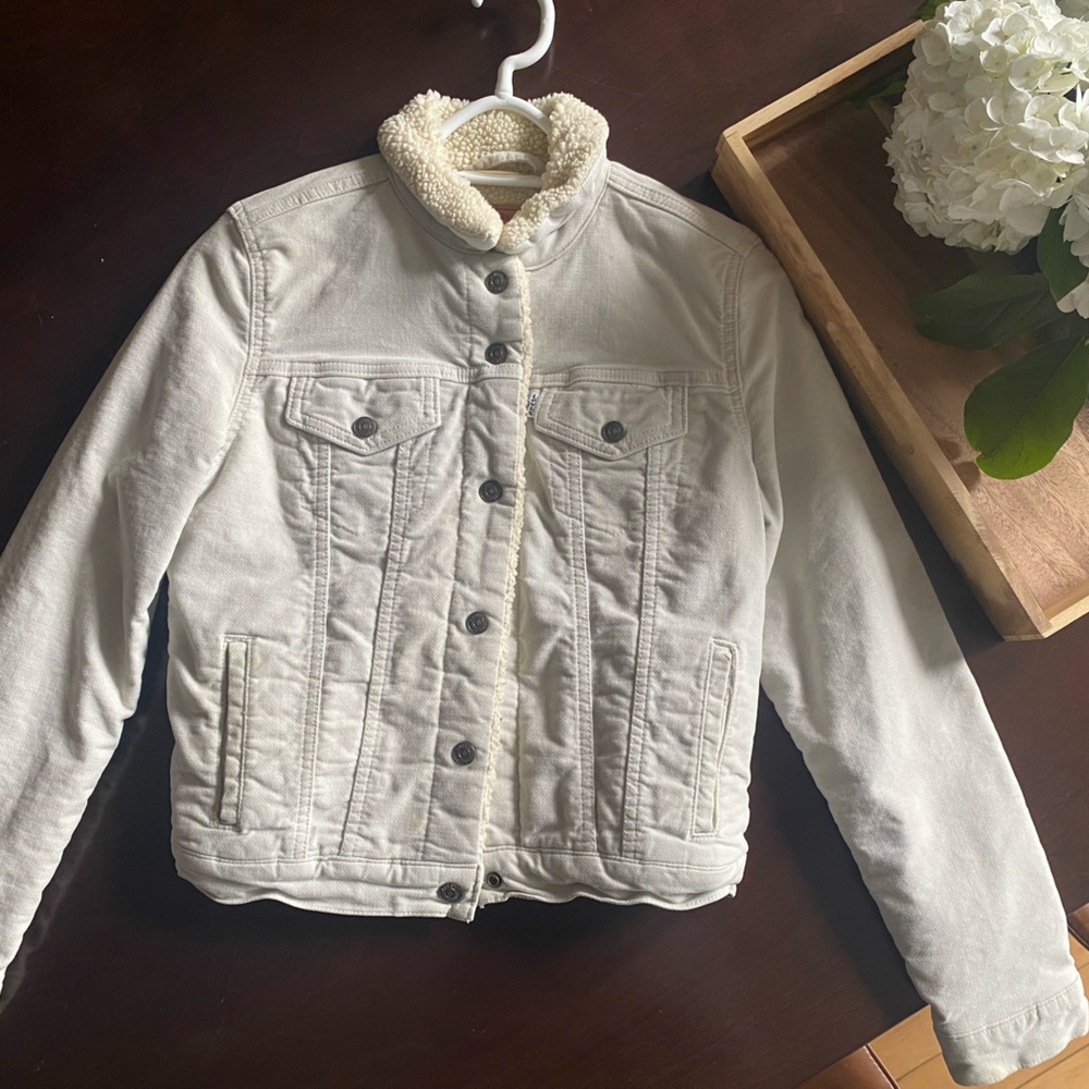 Levi's Off-White Sherpa-Lined Jacket